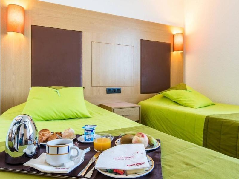 נוגארו Logis Hotel Restaurant Solenca מראה חיצוני תמונה