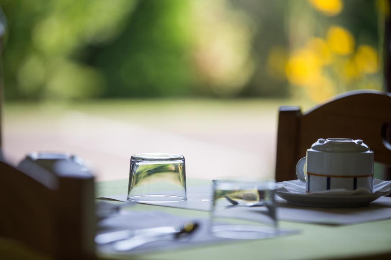 נוגארו Logis Hotel Restaurant Solenca מראה חיצוני תמונה